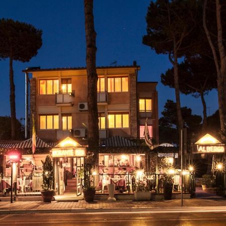 Hotel Il Cavaliere Nero Tirrenia Εξωτερικό φωτογραφία
