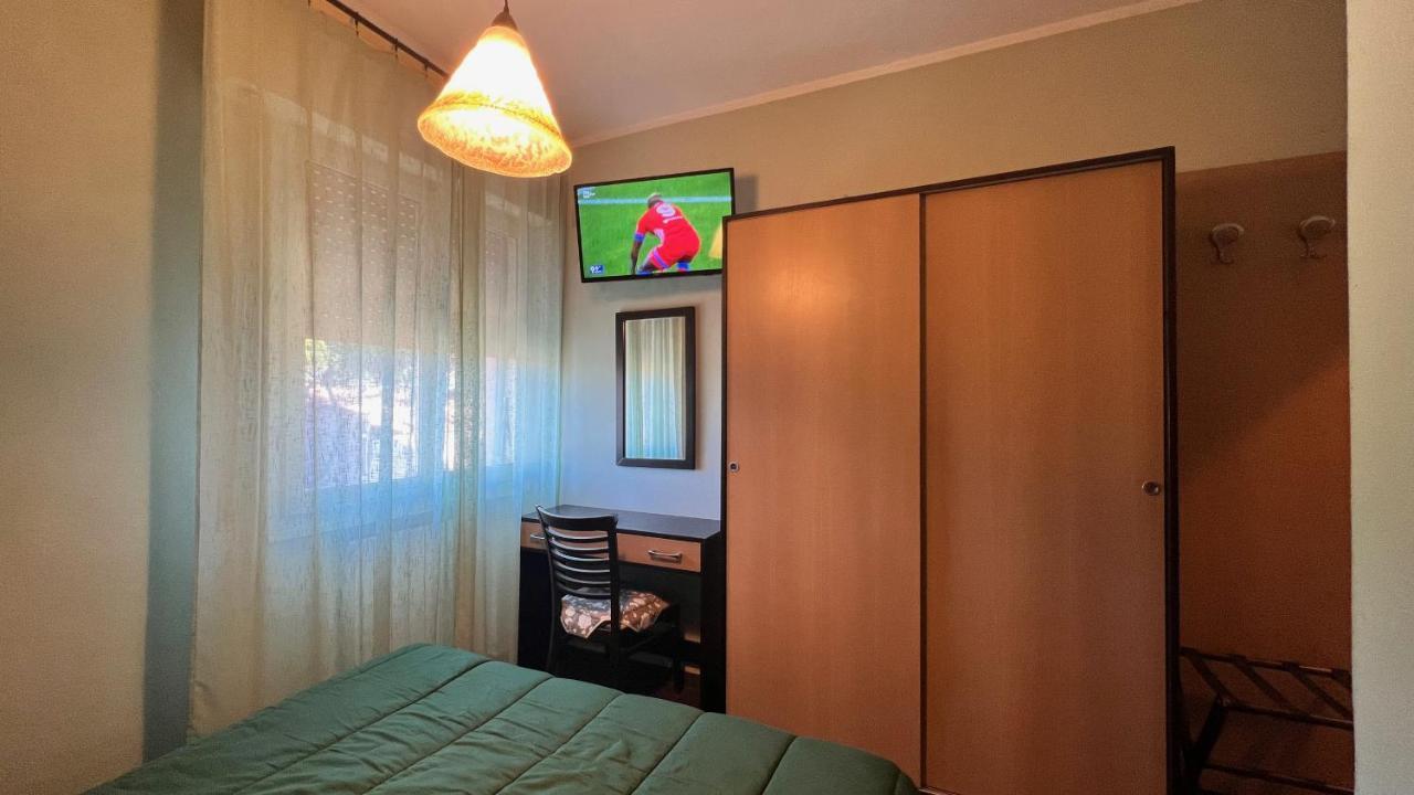 Hotel Il Cavaliere Nero Tirrenia Εξωτερικό φωτογραφία