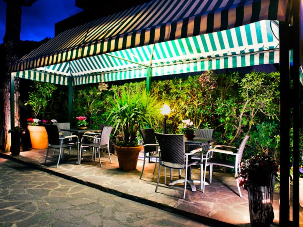 Hotel Il Cavaliere Nero Tirrenia Εξωτερικό φωτογραφία